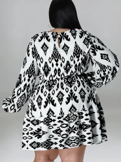 Plus Size Long Sleeves Round Neck Midi Dress
