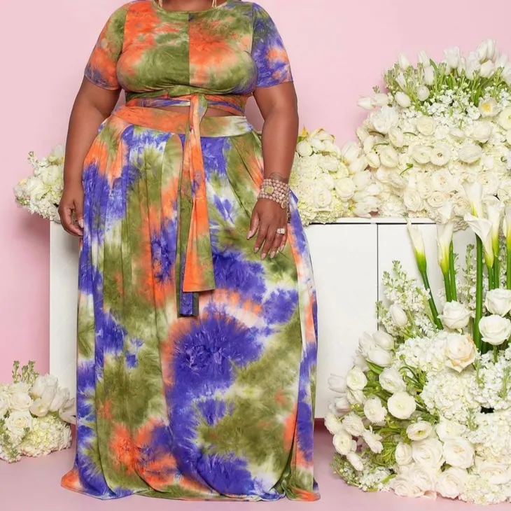 Plus Size Short Sleeve Crop Top Skirts